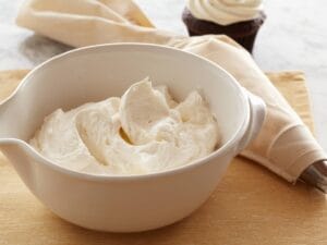 Butter cream frosting