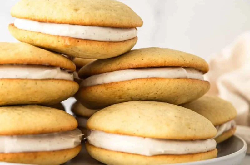 Vanilla Whoopie Pie